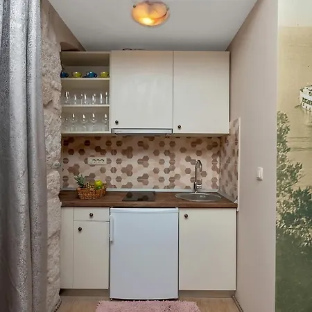 Lägenhet By The Sea - Makarska - 20373 Igrane